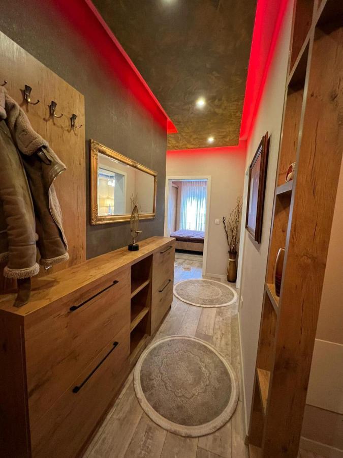 Luxurious Apartment With City View Pristina Kültér fotó