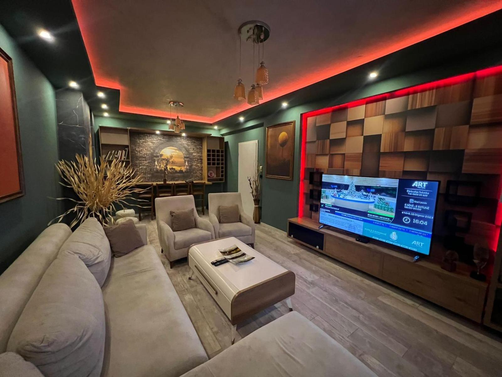 Luxurious Apartment With City View Pristina Kültér fotó